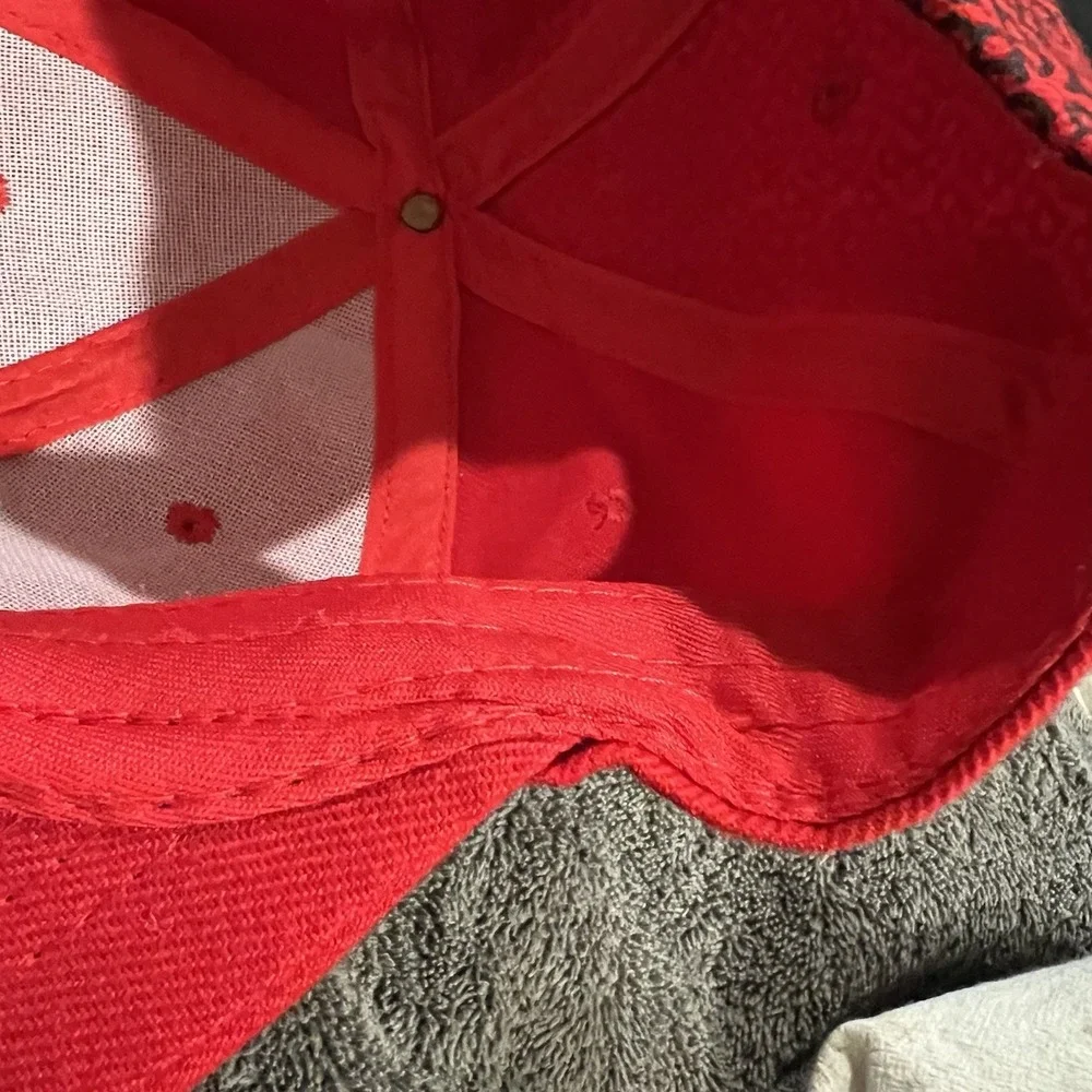 The Unbranded Brand boston red